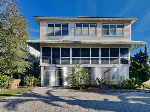 Thirst N Howl by Tybee Vacation Rentals House in Tybee Island