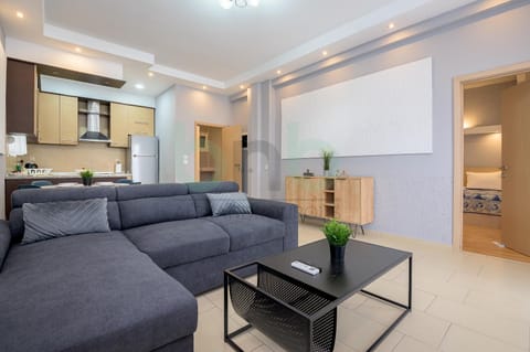 Kitchen or kitchenette, Living room, Photo of the whole room, Seating area, Dining area