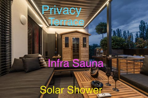Shower, Sauna