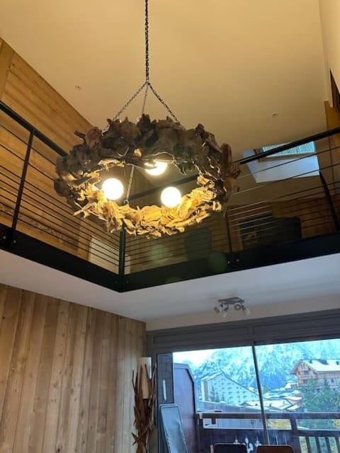 Spacieux et beau duplex au pied des pistes et centre station avec balcon Apartment in Les Deux Alpes