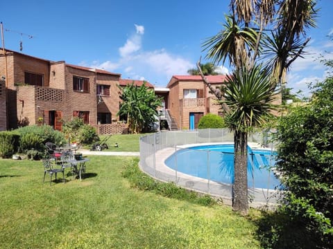 Property building, Garden, Garden view, Pool view, Swimming pool