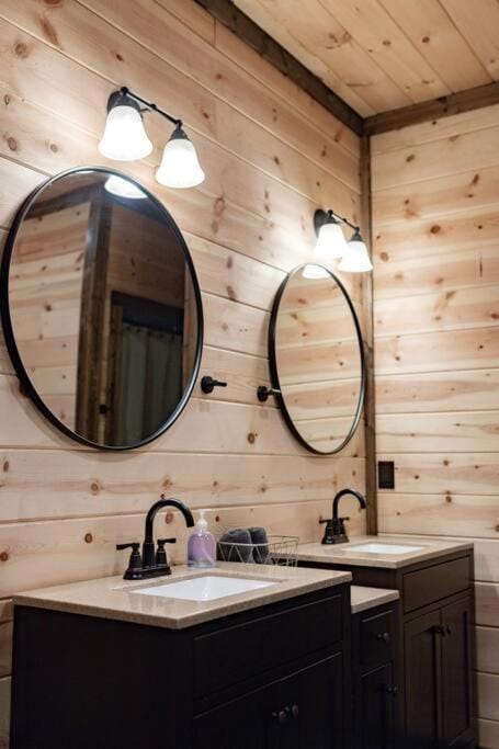 The Secluded Reset Button Cabin Cabin in Broken Bow