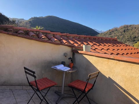 Natural landscape, Balcony/Terrace, Mountain view