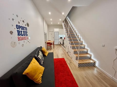 Living room, Seating area, Logo/Certificate/Sign