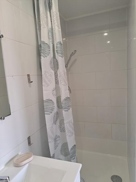 2 pieces en Duplex à 5 minutes de la plage N2 Apartment in Nice