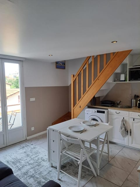 2 pieces en Duplex à 5 minutes de la plage N2 Apartment in Nice