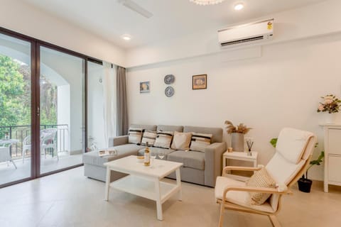 Balcony/Terrace, Living room