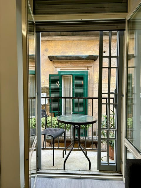 Property building, View (from property/room), Balcony/Terrace