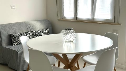 M095 - Marcelli, trilocale ristrutturato a 100 m dal mare Apartment in Marcelli