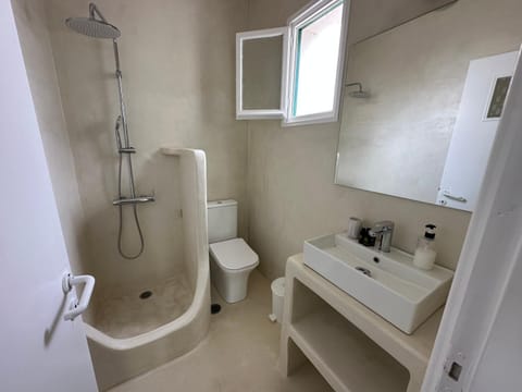 Orion 2 Hotel in Naousa