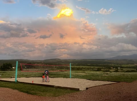 Starlite Vintage Resort Campground/ 
RV Resort in Colorado