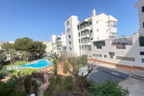 Property building, Day, Garden view, Swimming pool