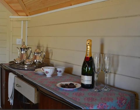 Apple blossom glamping Campground/
RV Resort in Kilkenny City