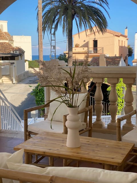View (from property/room), Balcony/Terrace