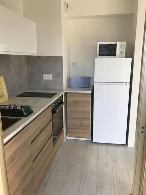 Studio « Oasis Provençale » Apartment in Antibes