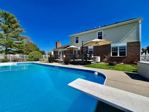 Property building, Pool view, Swimming pool