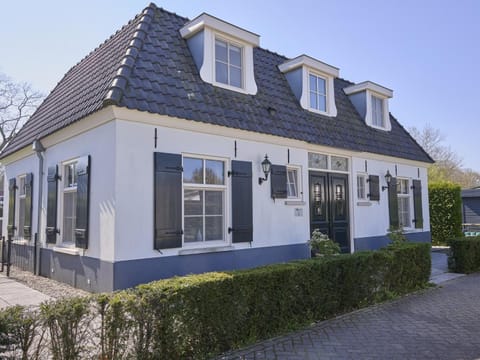 Property building, Summer