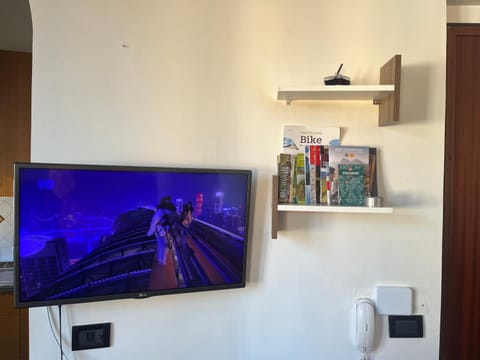 TV and multimedia, Evening entertainment