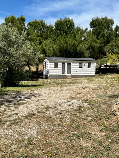 Property building, Natural landscape, Garden, Garden view