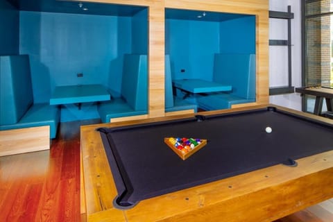 Property building, Billiard, Game Room, Seating area
