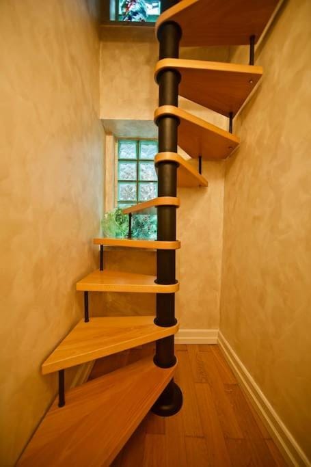 Maison eSSe di Simone & Sonia House in Pietrasanta