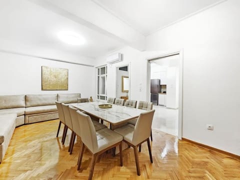 Athens Divas Spirit Suite Apartment in Athens