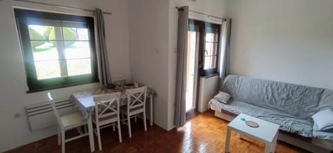 Living room, Seating area, Dining area, Garden view