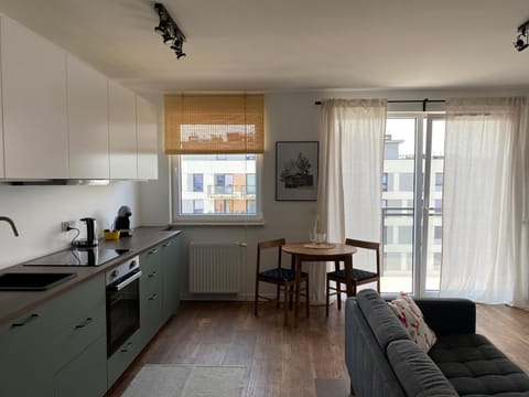 Kitchen or kitchenette, Living room, Seating area, Dining area, dishwasher, oven, pet friendly, stove