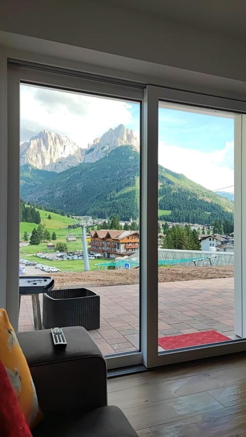 Garden, Mountain view