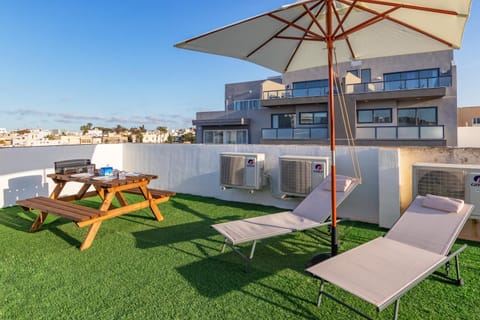 Modern 3 BR Apartment close to Paceville and Beach Apartment in Saint Julians