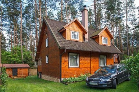 Property building, Natural landscape, Parking