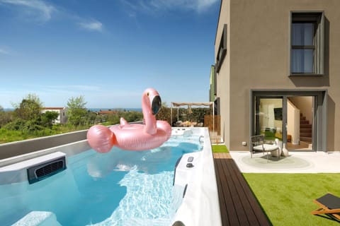 Property building, Pool view, Swimming pool