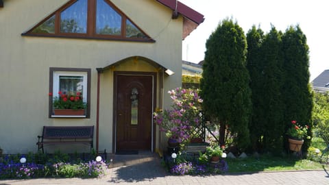 Property building, Garden, Garden view
