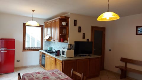 Trilocale BELVEDERE Alloggio ad uso turistico - VDA - LA THUILE - CIR 0068 Apartment in La Thuile