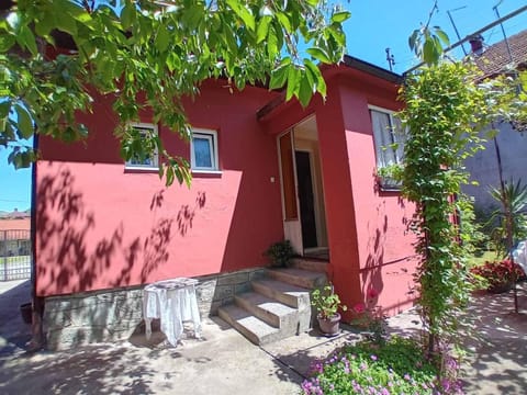 Smeštaj Vesna Apartment in Zlatibor District, Serbia