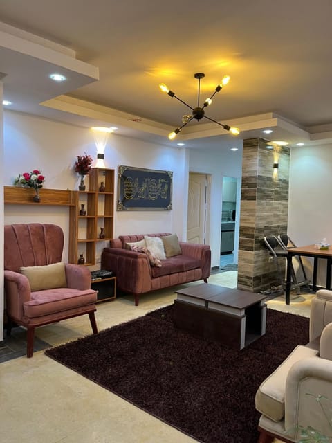 TV and multimedia, Seating area