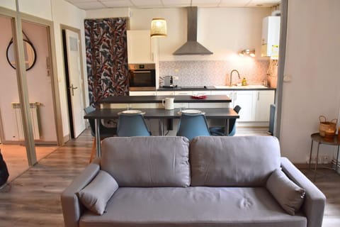 Kitchen or kitchenette, Living room, Dining area