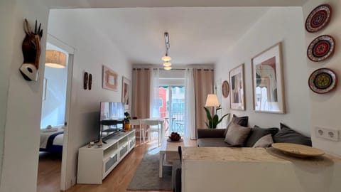 TV and multimedia, Balcony/Terrace, Living room, Seating area, Dining area