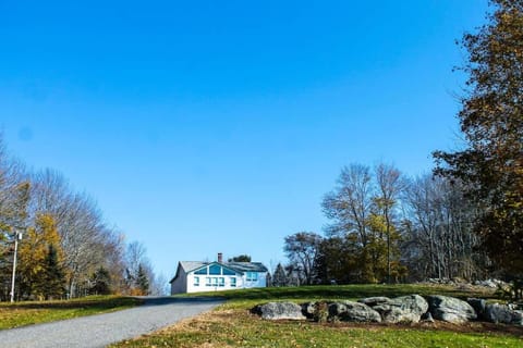 Bayside Waterview Cottage House in Trenton