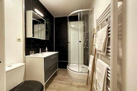 Rouen Seine - Magnifique appart - Parking gratuit Apartment in Rouen