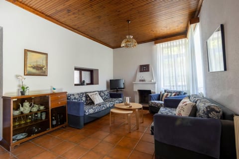 Traditional stone-built house Villa in Halkidiki