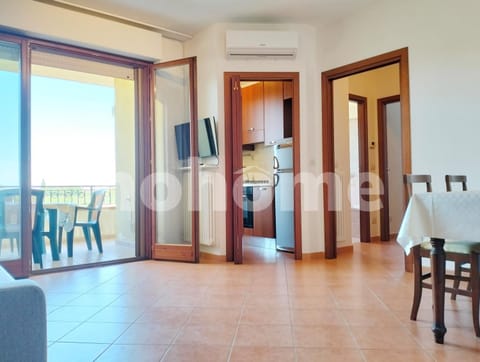 Living room, Seating area, air conditioner