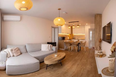 Marina Varna Apartment-2BDR at South Bay Complex Apartment in Varna