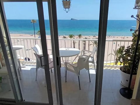 APARTAMENTO SúITE ACAPULCO FIRST LINE BENIDORM BEACH Apartment in Benidorm