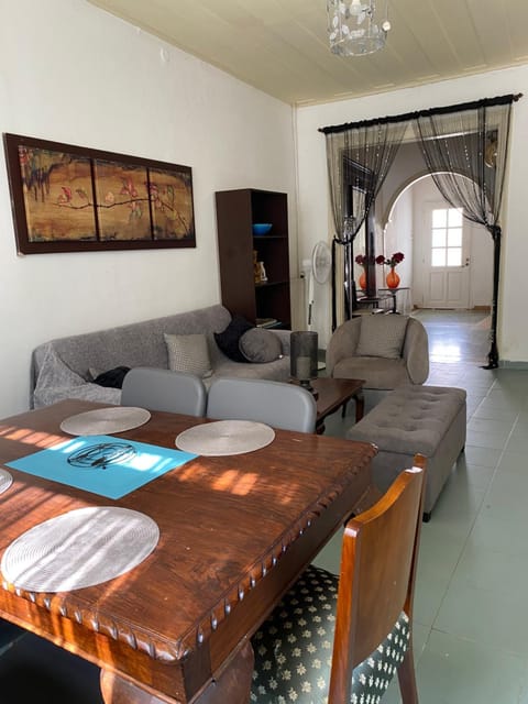 Mytilini Townhouse House in İzmir Province