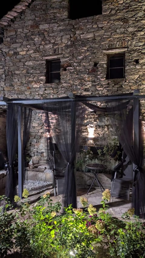 LA VIA DEL SALE accommodations holidays Nature lodge in Domodossola