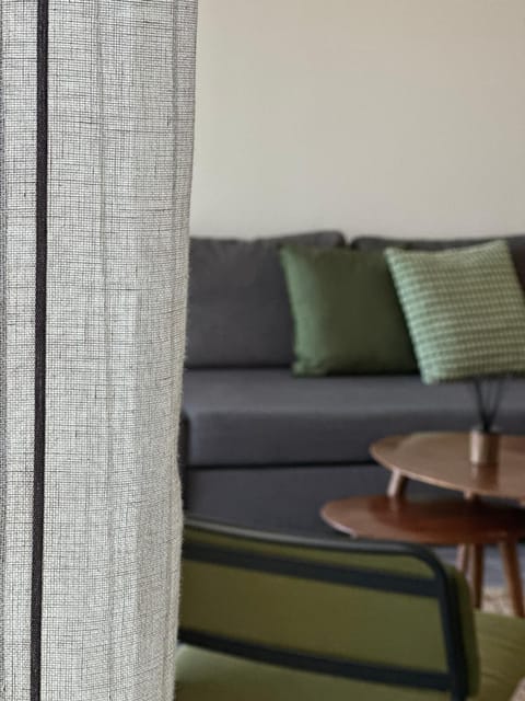 Appartement dans résidence avec piscine Apartment in Saint-Tropez