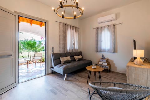 Cosy Cottage Apartment in Stalida