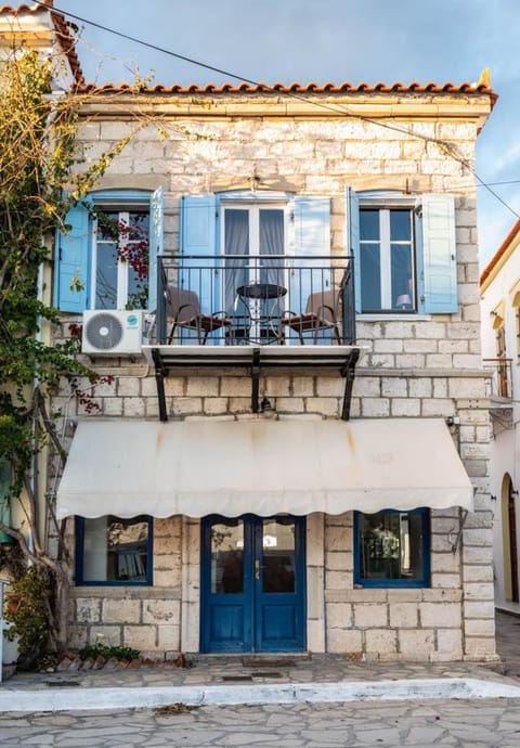 Oleander loft Apartment in Samos, Greece