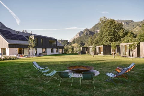 Property building, Natural landscape, Garden, Garden view, Mountain view